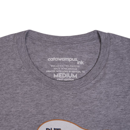 Close up of the custom Catawampus Ink printed tag. 